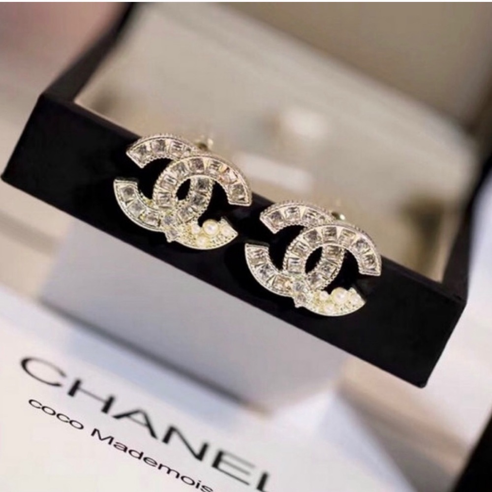 Gorgeous Authentic Chanel Earrings